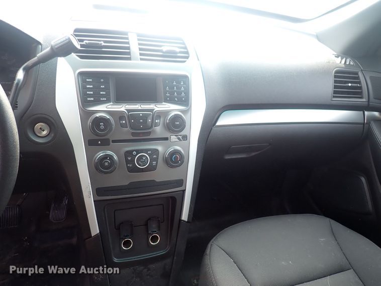 image for item DG2749 2015 Ford Explorer Police Interceptor  SUV