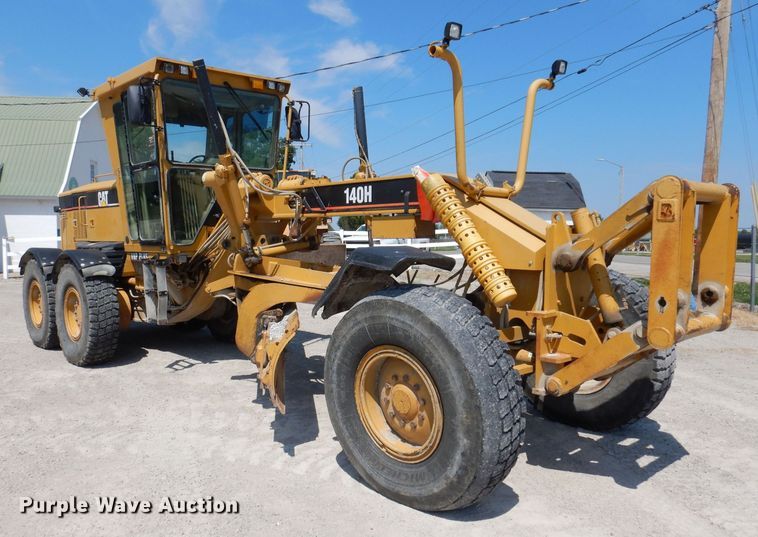 image for item DK2033 2005 Caterpillar 140H  motor grader