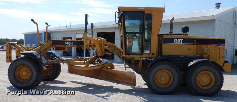 image for item DK2033 2005 Caterpillar 140H  motor grader