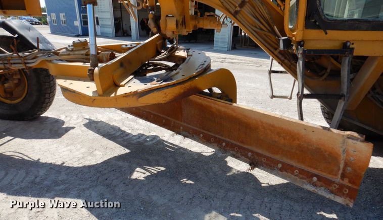 image for item DK2033 2005 Caterpillar 140H  motor grader