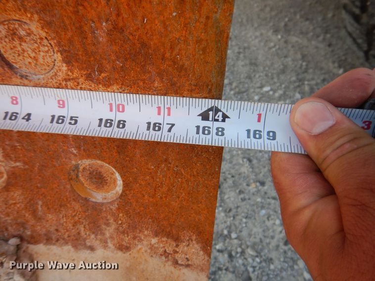 image for item DK2033 2005 Caterpillar 140H  motor grader