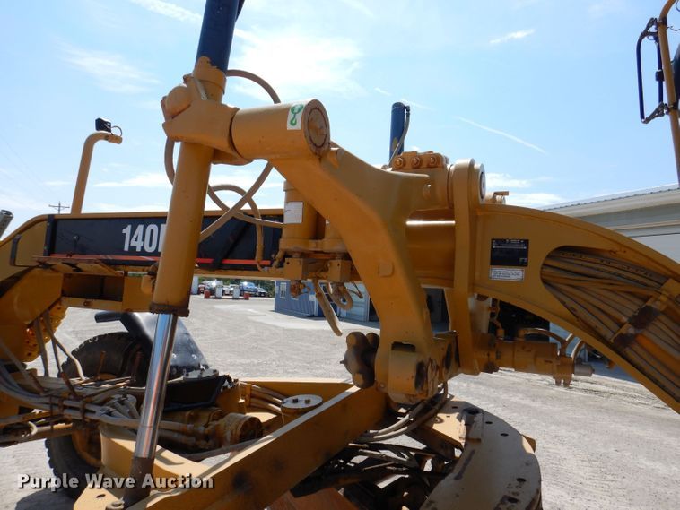 image for item DK2033 2005 Caterpillar 140H  motor grader