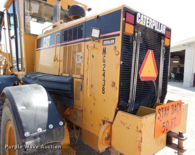 image for item DK2033 2005 Caterpillar 140H  motor grader