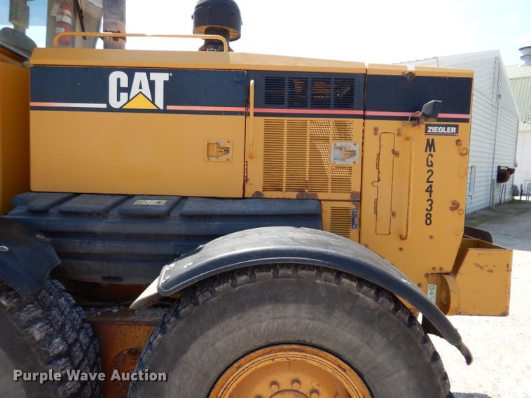 image for item DK2033 2005 Caterpillar 140H  motor grader