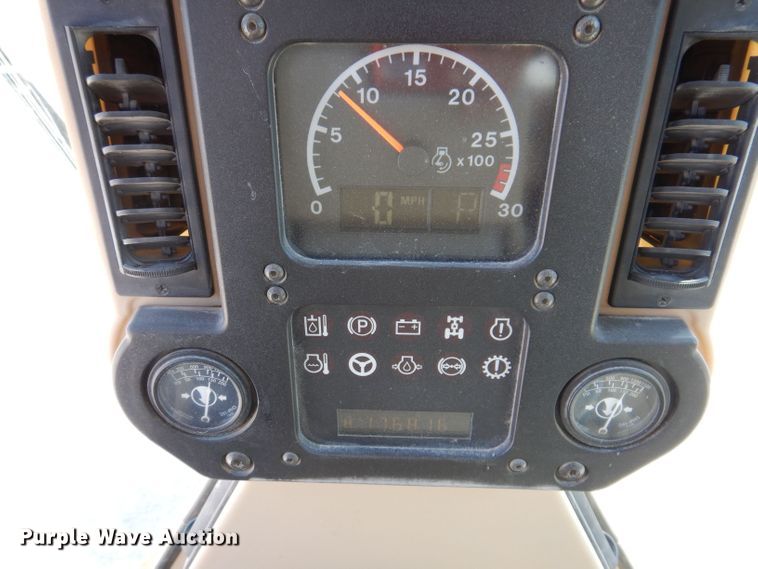 image for item DK2033 2005 Caterpillar 140H  motor grader