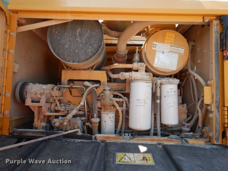 image for item DK2033 2005 Caterpillar 140H  motor grader