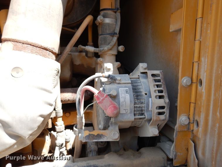 image for item DK2033 2005 Caterpillar 140H  motor grader