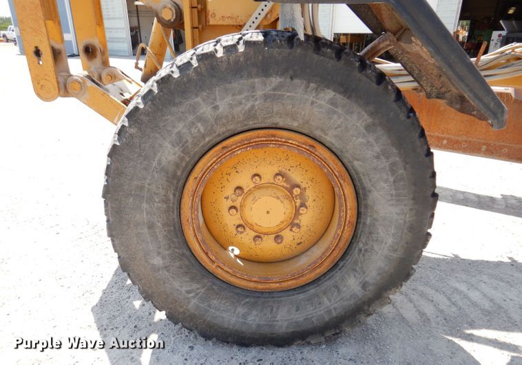 image for item DK2033 2005 Caterpillar 140H  motor grader