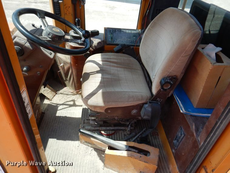 image for item DK2034 1994 Case 721B  wheel loader