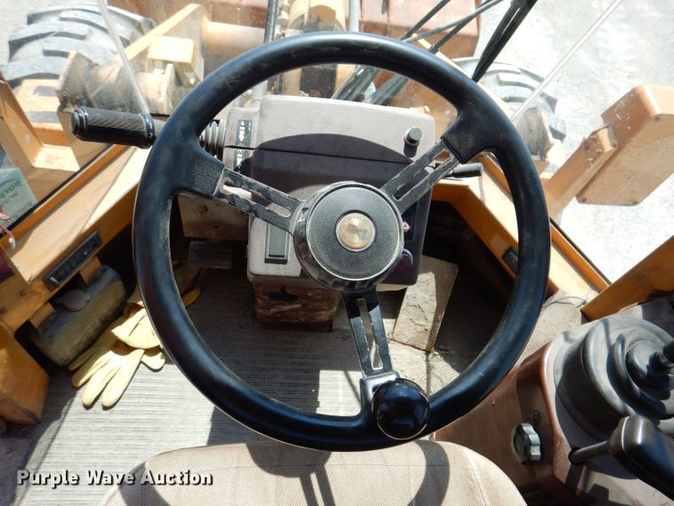 image for item DK2034 1994 Case 721B  wheel loader