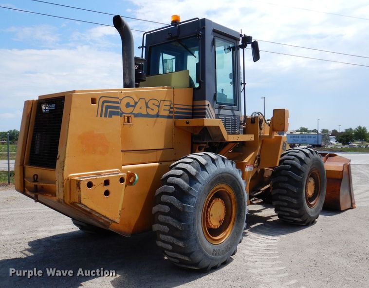image for item DK2035 1996 Case 721B  wheel loader