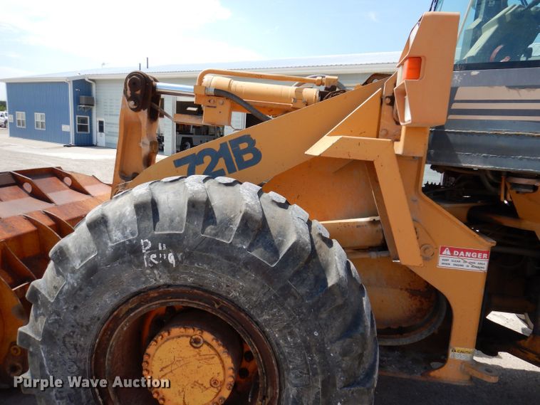 image for item DK2035 1996 Case 721B  wheel loader