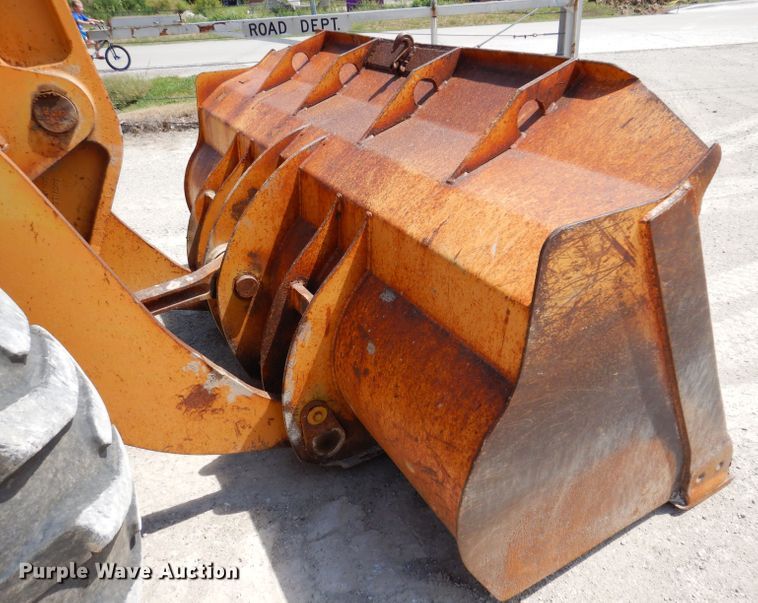 image for item DK2035 1996 Case 721B  wheel loader