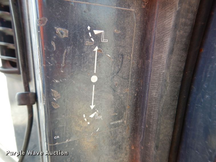 image for item DK2035 1996 Case 721B  wheel loader