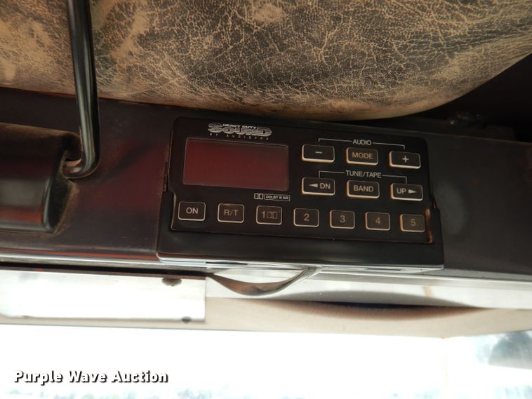 image for item DK2035 1996 Case 721B  wheel loader