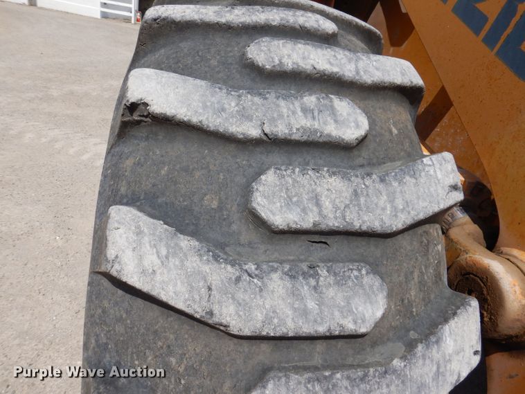 image for item DK2035 1996 Case 721B  wheel loader