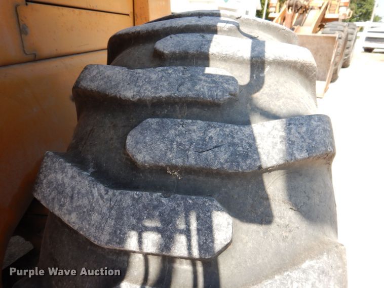 image for item DK2035 1996 Case 721B  wheel loader