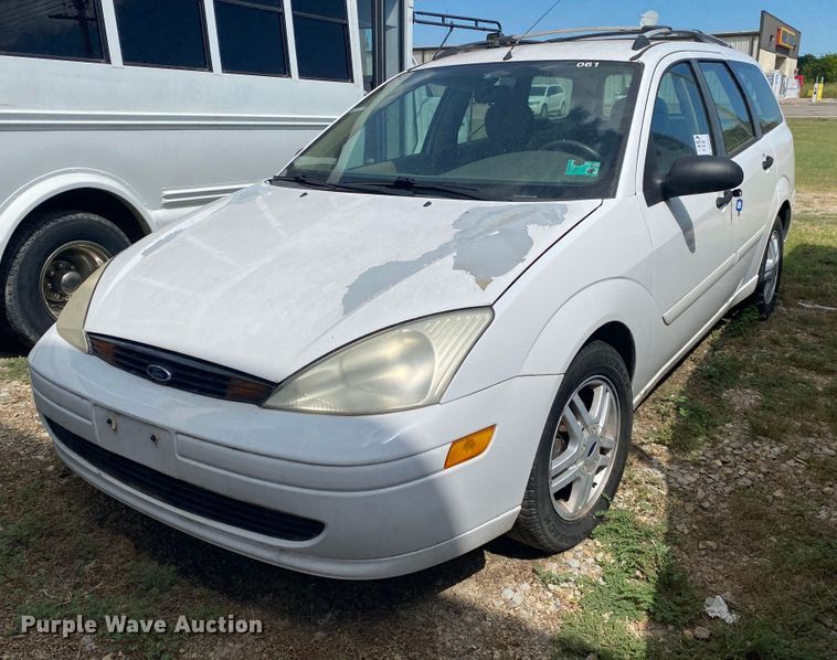 2000 Ford Focus Wagon in Pawnee, OK | Item DK6425 sold | Purple Wave