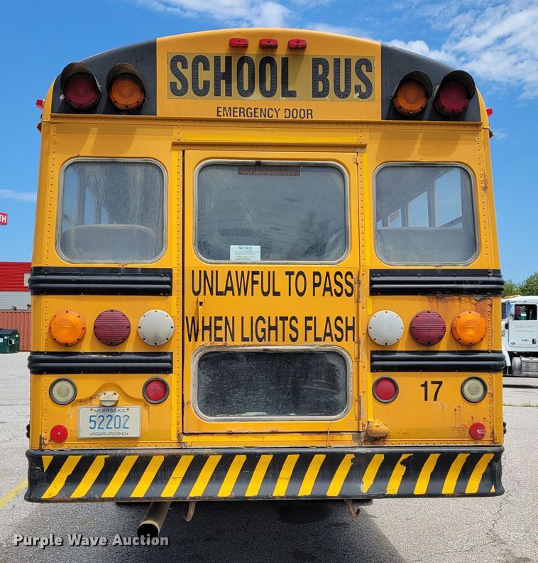 image for item DM2374 2004 Thomas Saf-T-Liner MVP EF  school bus