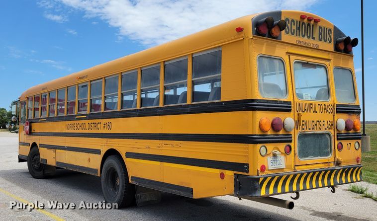 image for item DM2374 2004 Thomas Saf-T-Liner MVP EF  school bus