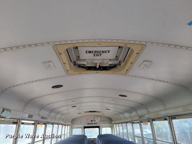 image for item DM2374 2004 Thomas Saf-T-Liner MVP EF  school bus