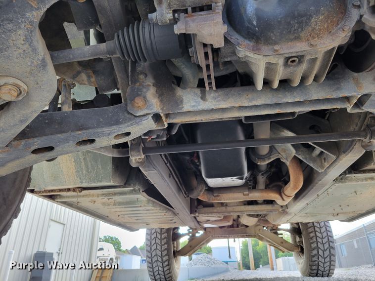 image for item DM2493 1989 Am General M998 Humvee  SUV