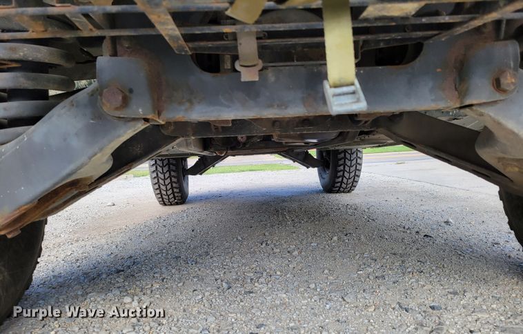 image for item DM2493 1989 Am General M998 Humvee  SUV