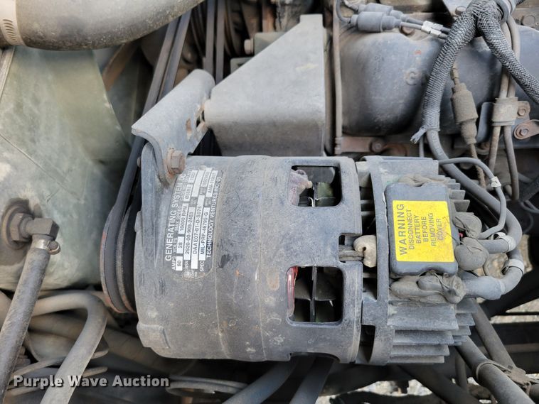 image for item DM2493 1989 Am General M998 Humvee  SUV