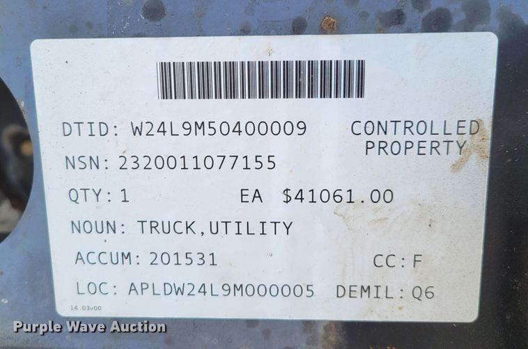 image for item DM2493 1989 Am General M998 Humvee  SUV