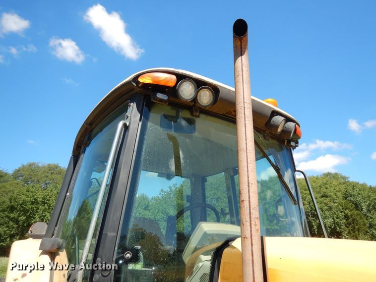 image for item DM3051 2004 John Deere 6420  tractor