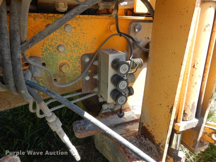 image for item DM3051 2004 John Deere 6420  tractor