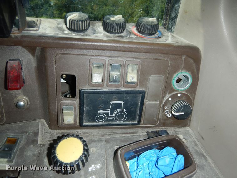 image for item DM3051 2004 John Deere 6420  tractor