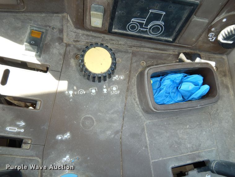 image for item DM3051 2004 John Deere 6420  tractor