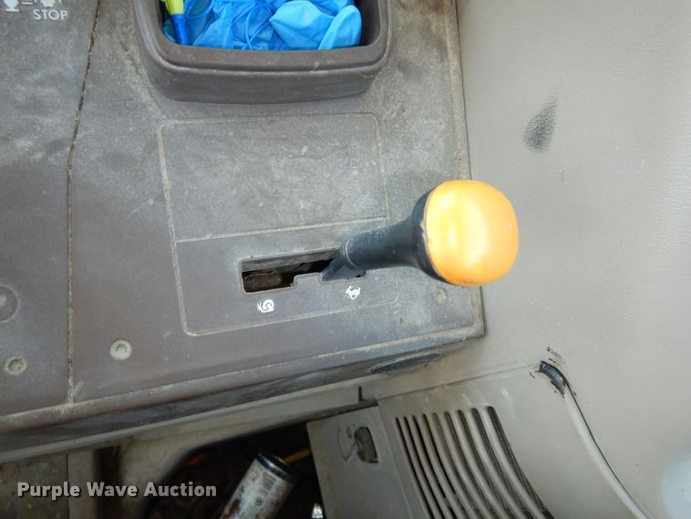 image for item DM3051 2004 John Deere 6420  tractor