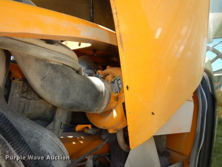 image for item DM3051 2004 John Deere 6420  tractor