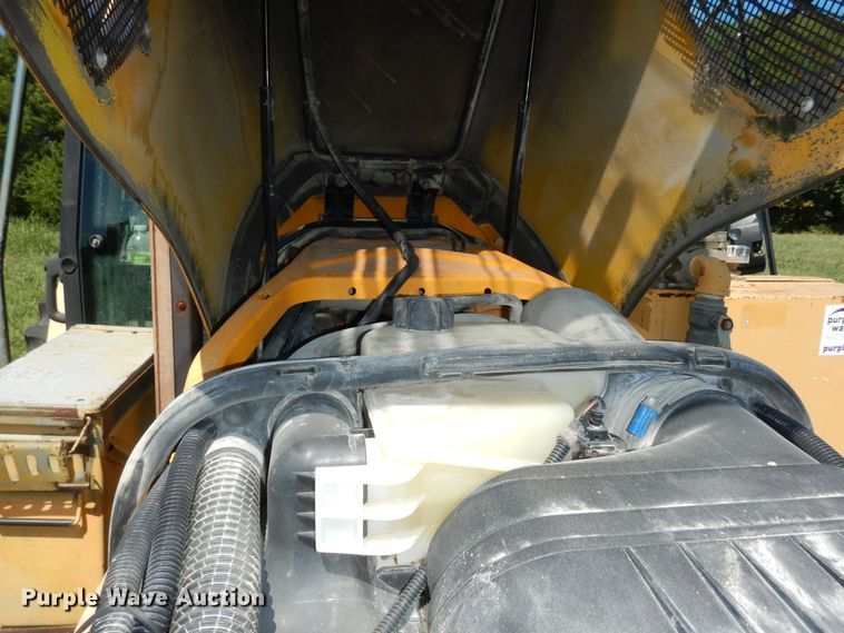 image for item DM3051 2004 John Deere 6420  tractor