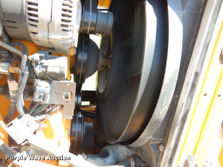 image for item DM3051 2004 John Deere 6420  tractor