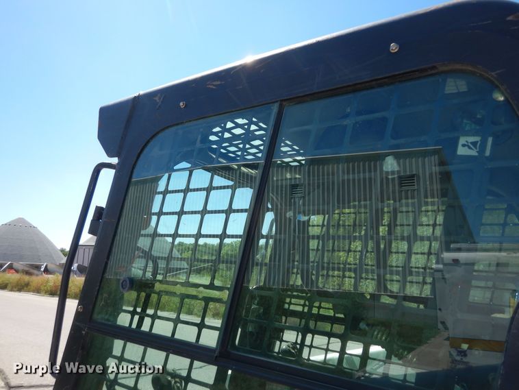 image for item DM3053 2014 Bobcat T750  tracked skid steer loader