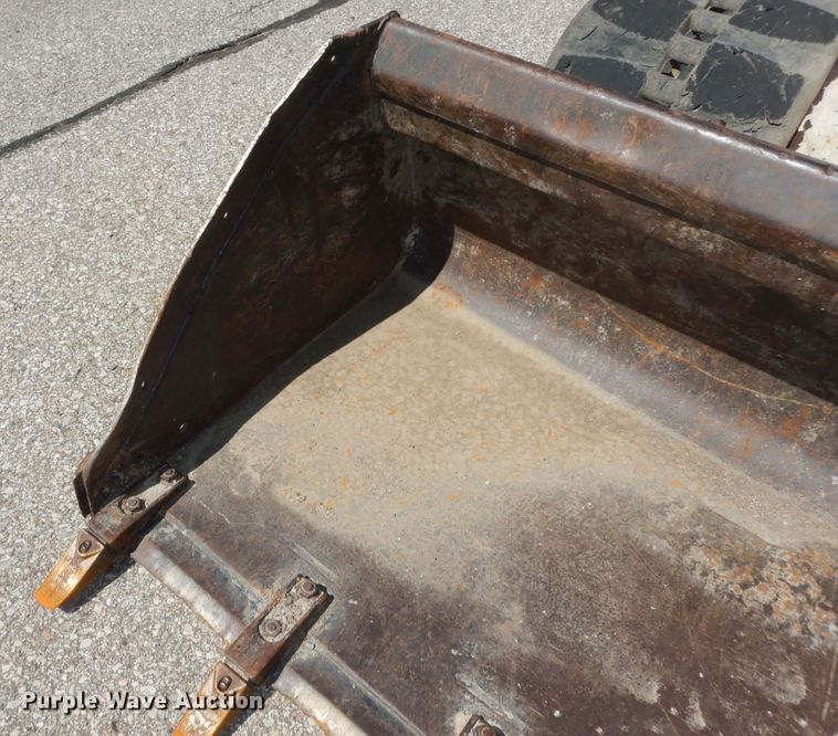 image for item DM3053 2014 Bobcat T750  tracked skid steer loader