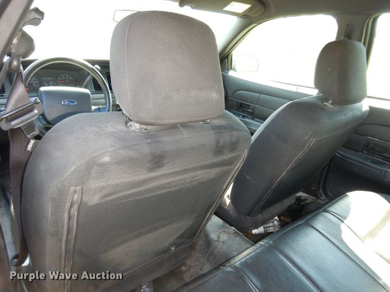 image for item DM3054 2010 Ford Crown Victoria Police Interceptor