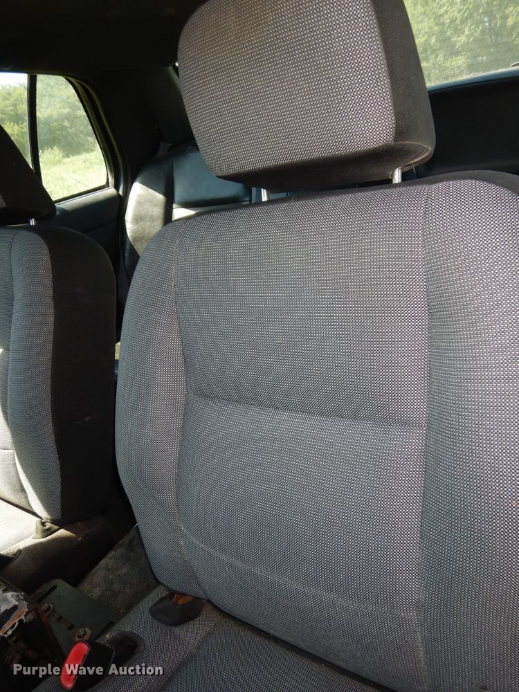 image for item DM3054 2010 Ford Crown Victoria Police Interceptor