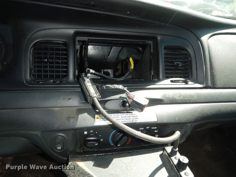 image for item DM3054 2010 Ford Crown Victoria Police Interceptor