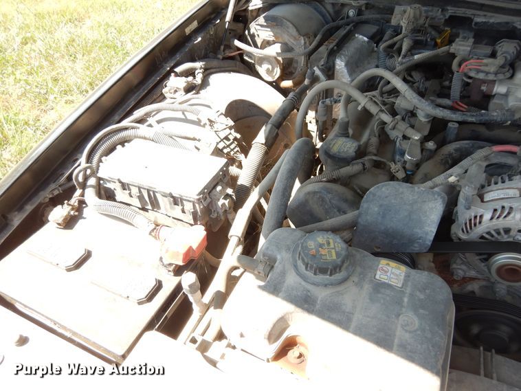 image for item DM3054 2010 Ford Crown Victoria Police Interceptor