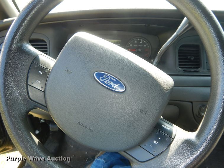 image for item DM3066 2009 Ford Crown Victoria Police Interceptor