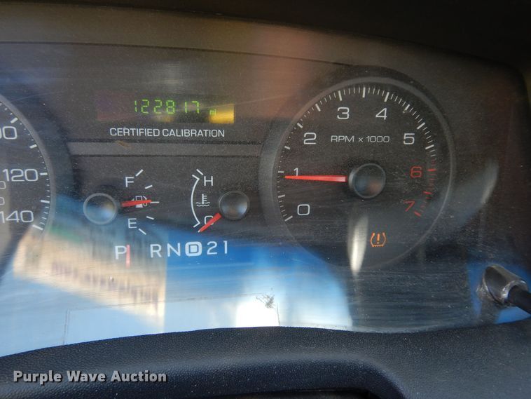 image for item DM3066 2009 Ford Crown Victoria Police Interceptor