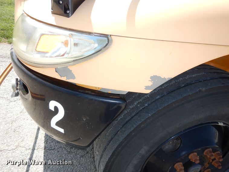 image for item DM3070 2010 International CE  school bus