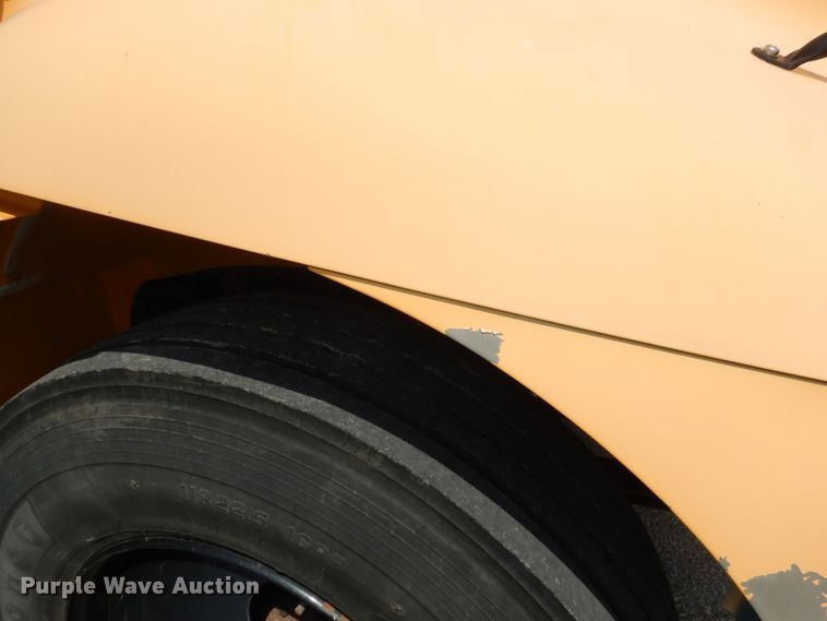 image for item DM3070 2010 International CE  school bus