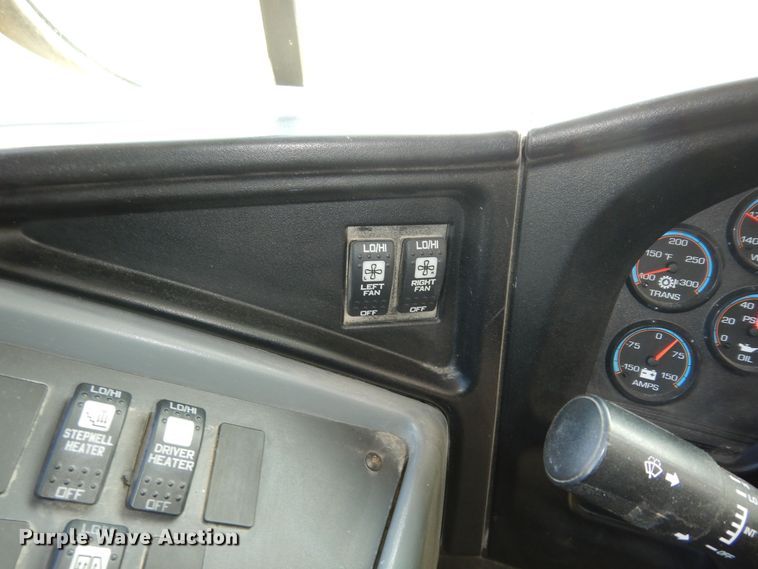 image for item DM3070 2010 International CE  school bus