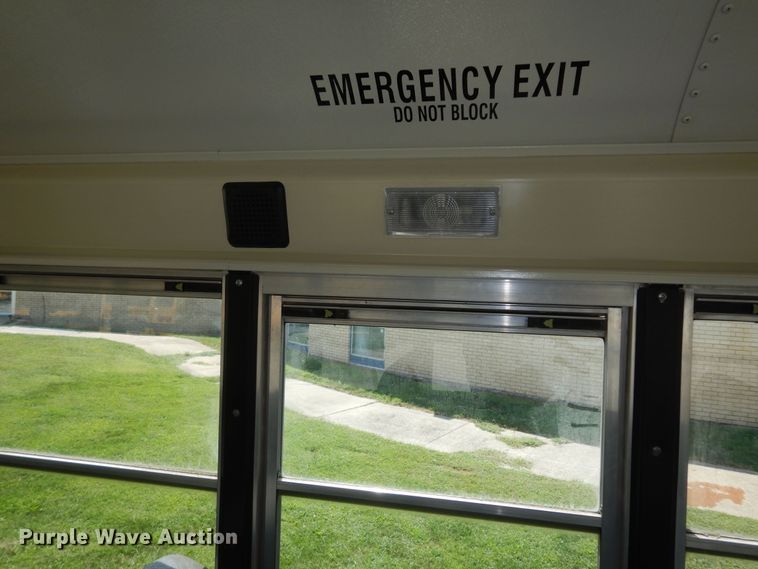 image for item DM3070 2010 International CE  school bus