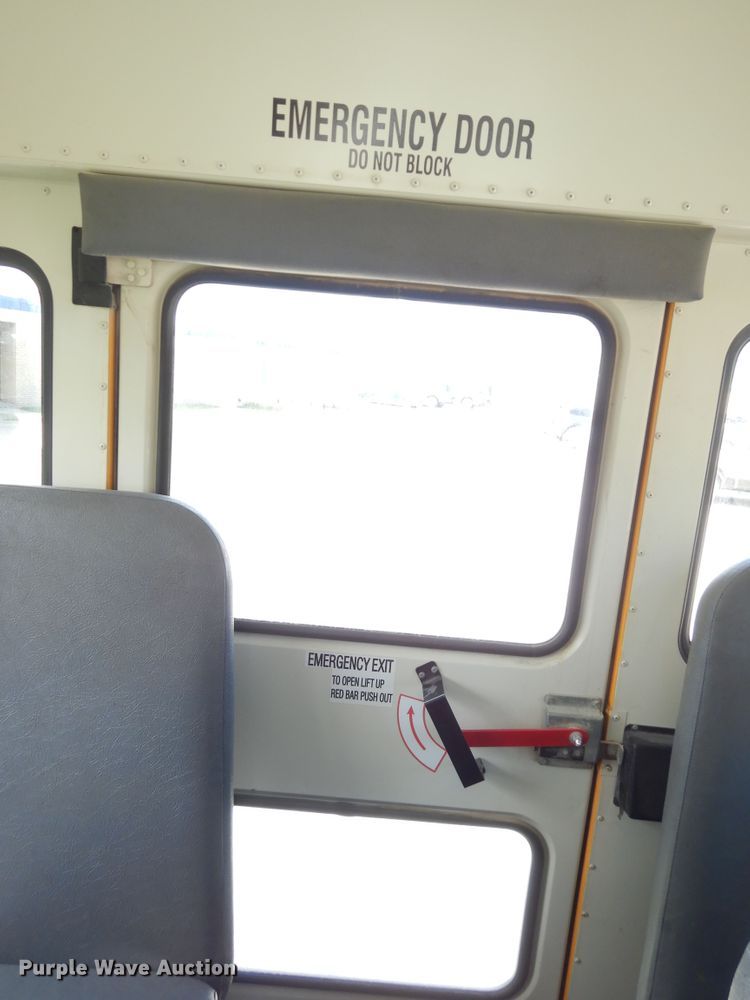 image for item DM3070 2010 International CE  school bus